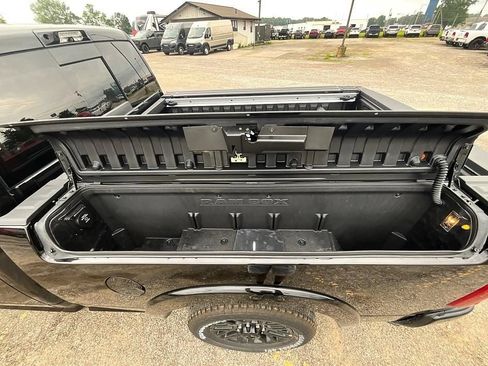 New 2026 RAM 3500 Limited AWD/4WD image 10