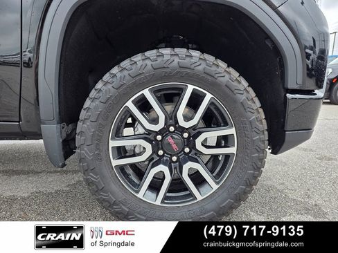 Used 2024 GMC Sierra 1500 AT4 w/ Technology Package AWD/4WD image 31