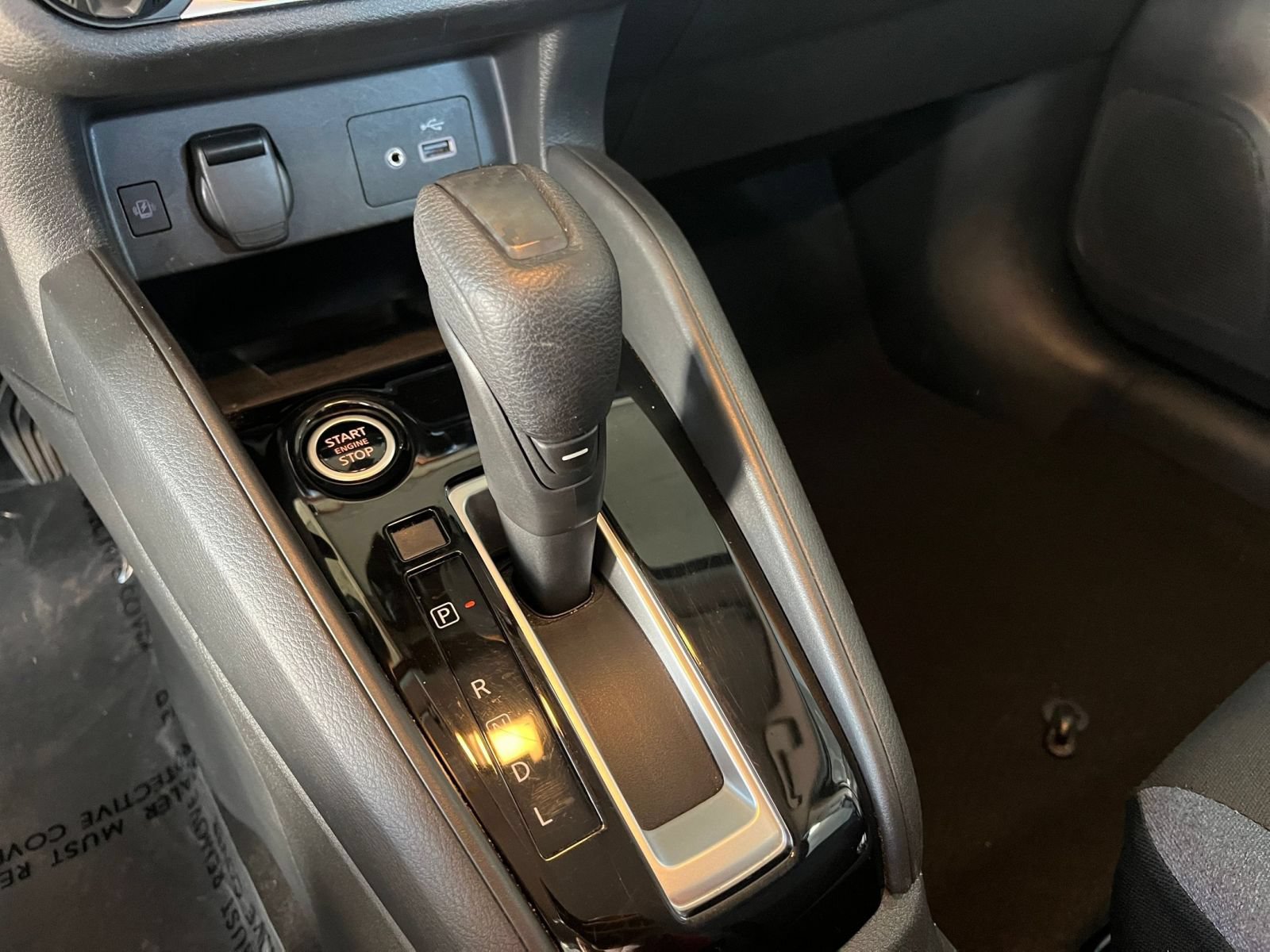 Used 2025 Nissan Versa SV FWD image 40