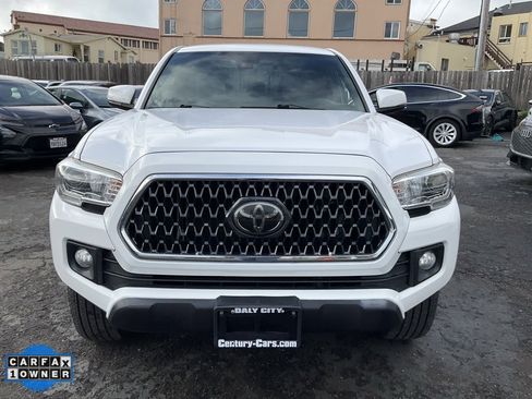 Used 2018 Toyota Tacoma TRD Off-Road image 87