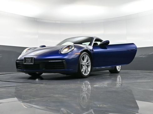 Certified 2024 Porsche 911 Carrera image 36