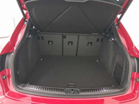 New 2026 Porsche Macan image 31