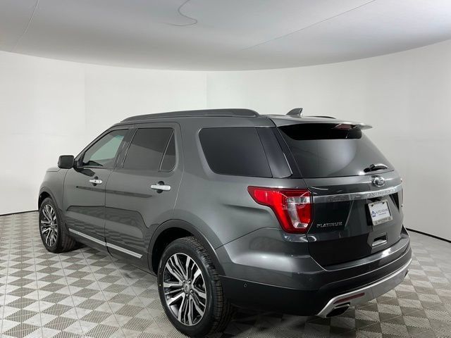 Used 2017 Ford Explorer Platinum AWD/4WD image 7