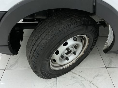 Used 2021 Ford Transit 250 Low Roof RWD image 33
