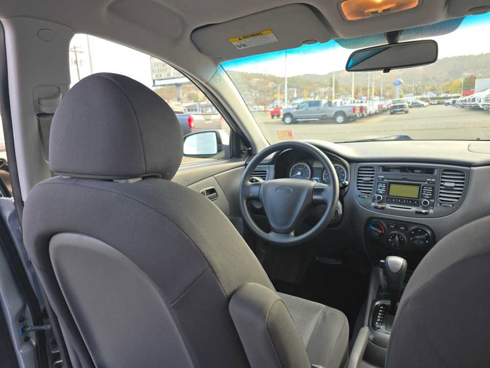 Used 2009 Kia Rio LX FWD image 11