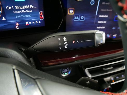 Used 2025 Chevrolet Traverse RS w/ LPO, Floor Liner Package image 24