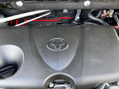 Used 2020 Toyota RAV4 XLE w/ Convenience Package AWD/4WD image 61