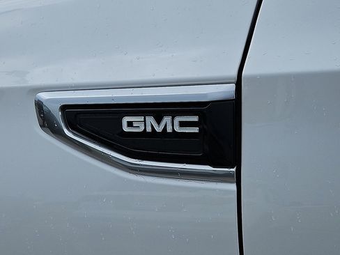 Used 2021 GMC Yukon XL Denali AWD/4WD image 14