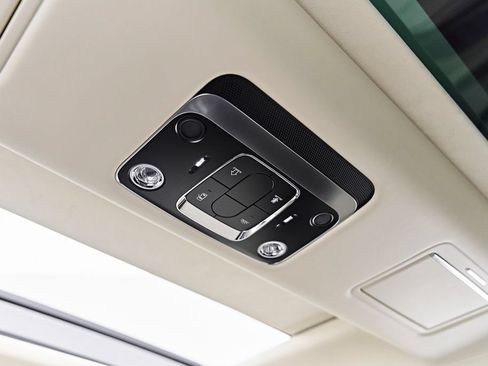 Used 2022 Bentley Flying Spur W12 AWD/4WD image 57