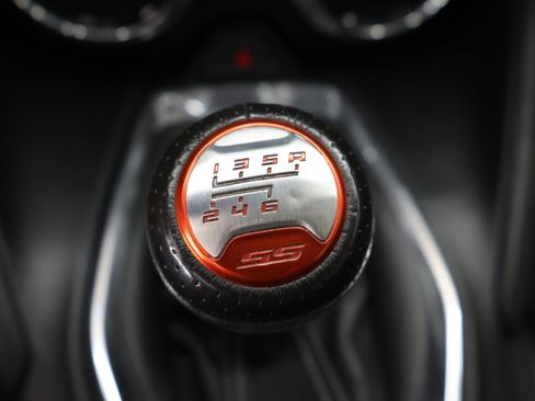 Used 2017 Chevrolet Camaro SS RWD image 46