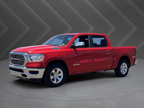 Used 2024 RAM 1500 Laramie AWD/4WD image 37