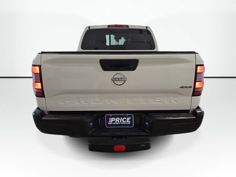 Used 2025 Nissan Frontier S w/ S Utility Package image 6