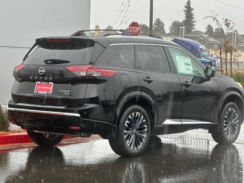 New 2026 Nissan Rogue Platinum w/ Platinum Premium Package AWD/4WD image 4