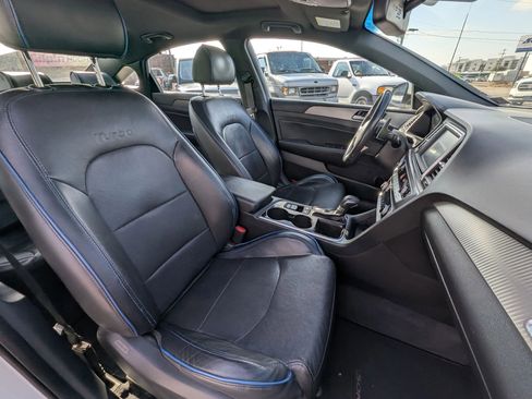 Used 2018 Hyundai Sonata Limited image 8