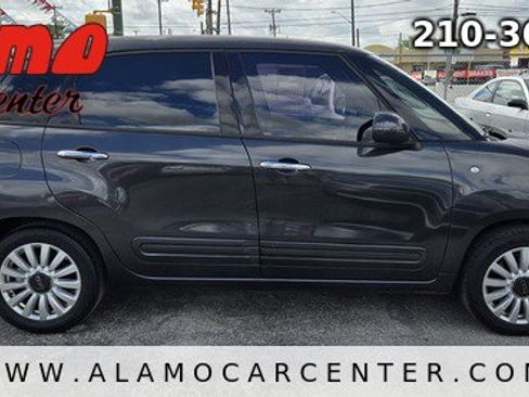 Used 2017 FIAT 500L Pop image 6