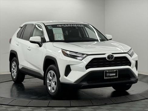 Certified 2025 Toyota RAV4 LE image 5