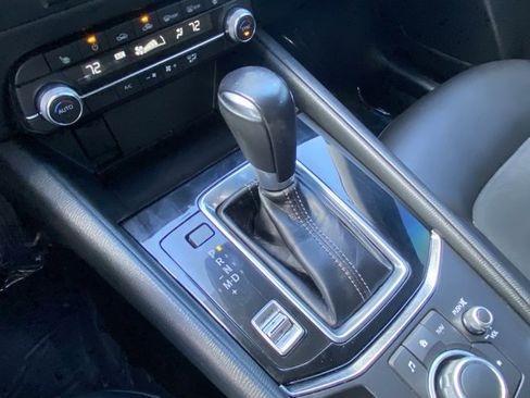 Used 2019 MAZDA CX-5 Touring image 19