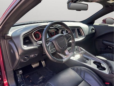 Used 2019 Dodge Challenger SRT Hellcat Redeye RWD image 6