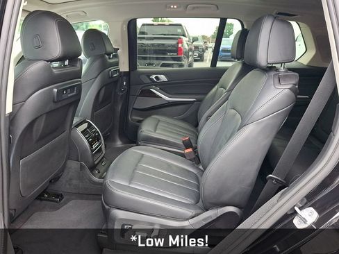 Used 2021 BMW X7 xDrive40i w/ Premium Package AWD/4WD image 13