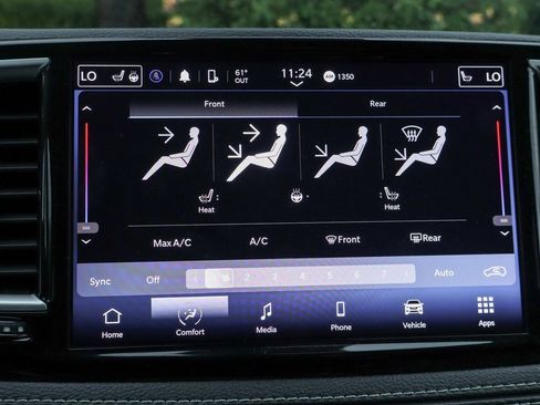 Used 2023 Chrysler Pacifica Touring-L image 27