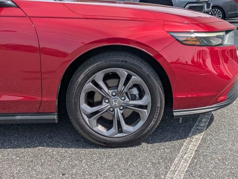 Used 2023 Honda Accord EX image 11