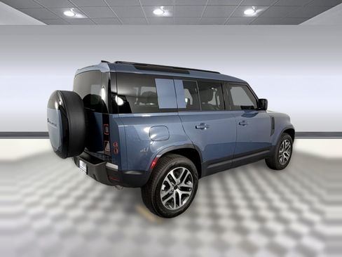 Used 2026 Land Rover Defender 110 S AWD/4WD image 4