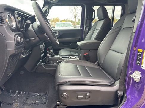 New 2026 Jeep Wrangler Unlimited Sahara AWD/4WD image 9