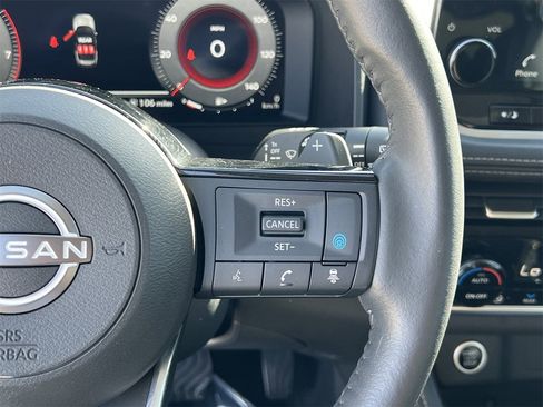 Certified 2023 Nissan Rogue Platinum w/ Platinum Premium Package image 11