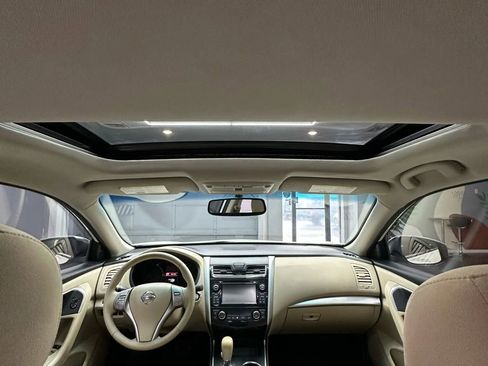 Used 2015 Nissan Altima 2.5 SV w/ Convenience Package FWD image 23