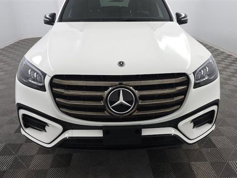 Used 2024 Mercedes-Benz GLS 450 4MATIC w/ AMG Line Exterior image 2