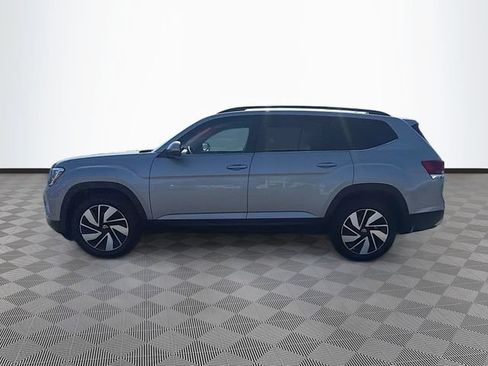 Used 2024 Volkswagen Atlas SE AWD/4WD image 4