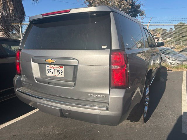 Used 2019 Chevrolet Suburban Premier w/ Premier Plus Edition AWD/4WD image 3