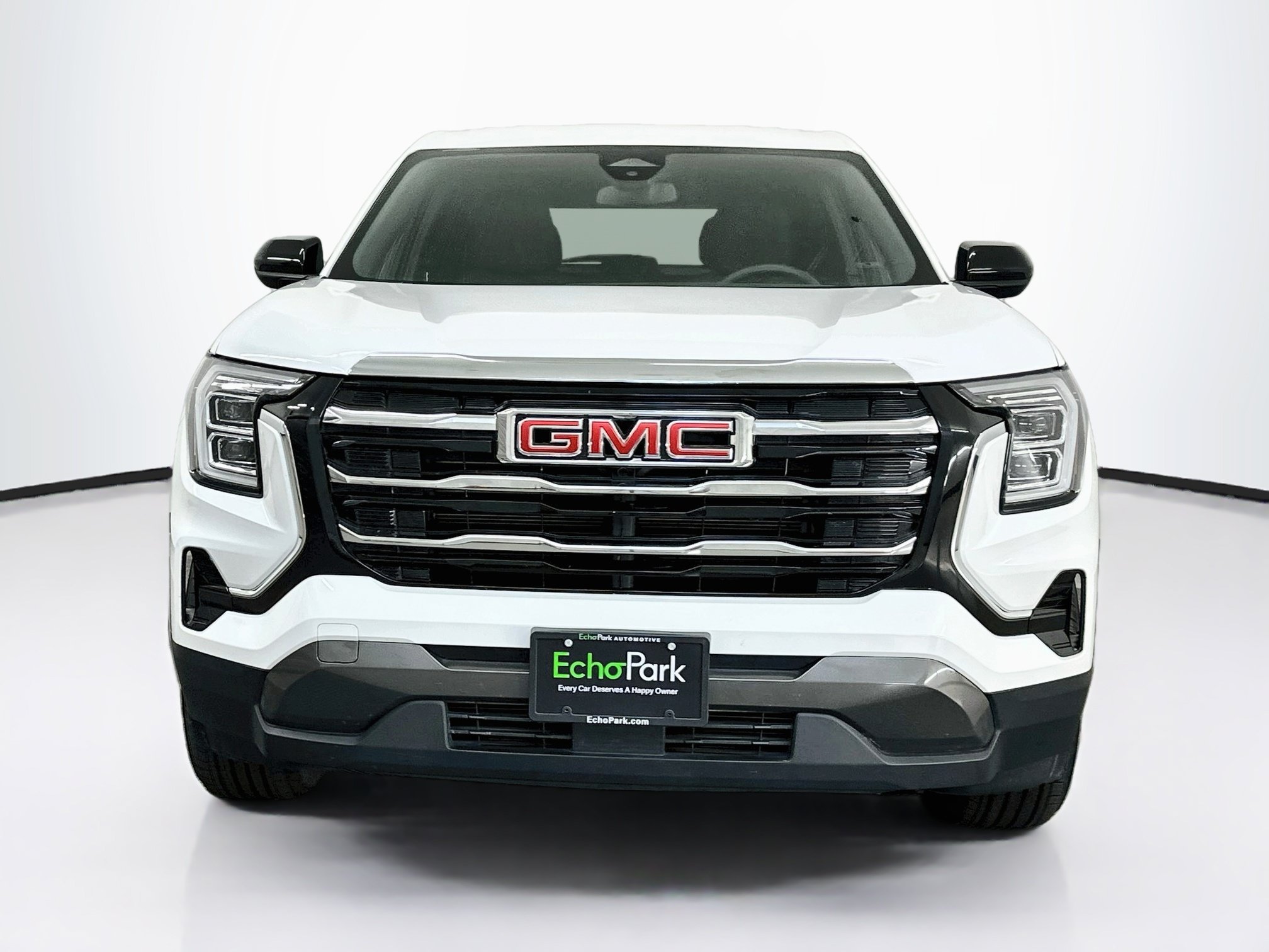 Used 2025 GMC Terrain Elevation AWD/4WD image 2