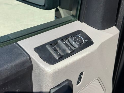 Used 2020 Ford F150 XL w/ Equipment Group 101A Mid AWD/4WD image 12