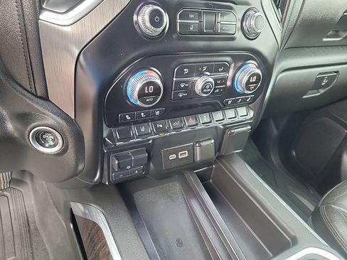 Used 2022 GMC Sierra 2500 Denali AWD/4WD image 22