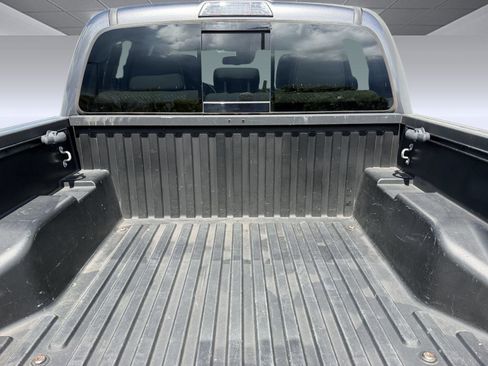 Used 2021 Toyota Tacoma SR5 RWD image 27