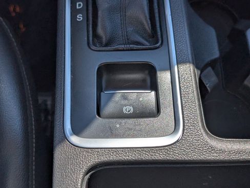 Certified 2018 Ford Escape SEL image 23