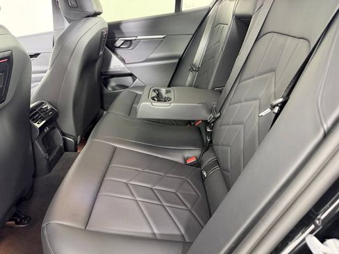 Used 2025 BMW 530i RWD image 28