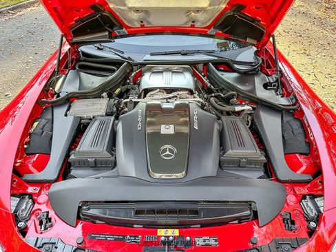 Used 2016 Mercedes-Benz AMG GT S image 14