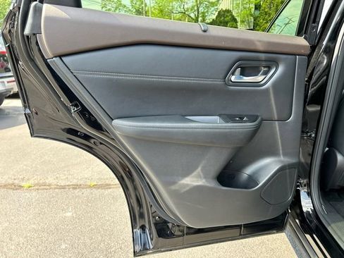 Certified 2023 Nissan Rogue SV w/ SV Premium B Package AWD/4WD image 20