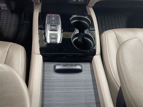 Used 2021 Honda Pilot Touring image 24