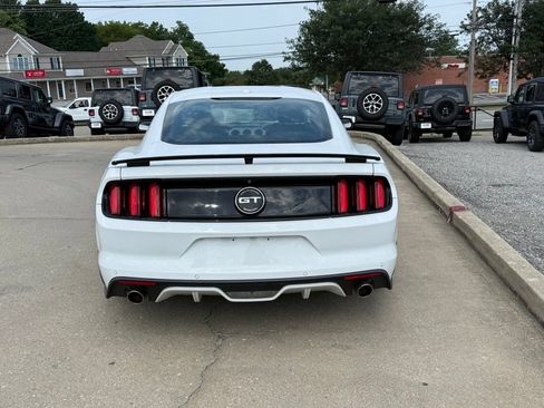 Used 2017 Ford Mustang GT Premium w/ Equipment Group 401A RWD image 7