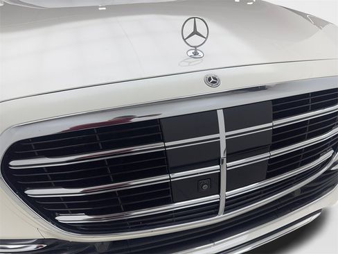 Used 2022 Mercedes-Benz S 580 4MATIC Sedan image 25