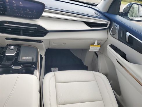 New 2026 Buick Enclave Avenir w/ Super Cruise Package image 28