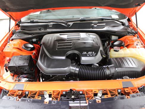 Used 2017 Dodge Challenger SXT w/ Sound Group image 42