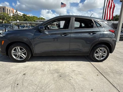 Used 2018 Hyundai Kona SE FWD image 11
