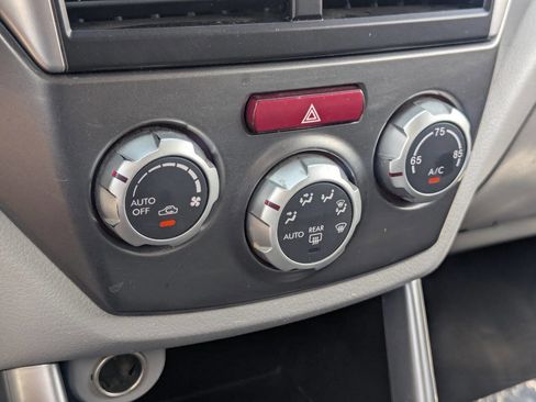 Used 2012 Subaru Forester 2.5X Limited image 30