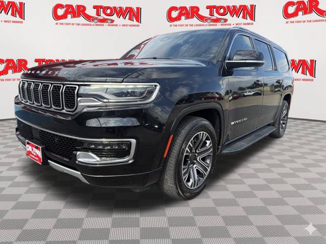 Used 2024 Jeep Wagoneer L Series II RWD image 3