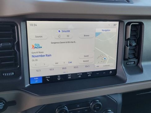 Used 2025 Ford Bronco Big Bend image 16