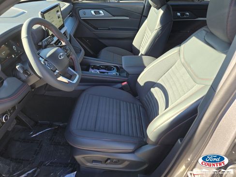 New 2026 Ford Explorer ST-Line w/ ST-Line Street Pack image 6